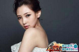 明星丹薇,璀璨星途，闪耀人生