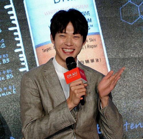 娱乐圈吃瓜第一线小说,揭秘明星背后的秘密与真相