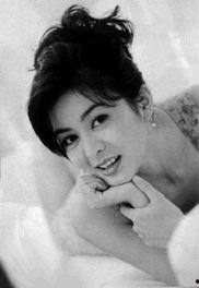 有皇室血统的明星,揭秘皇室血统明星的璀璨人生